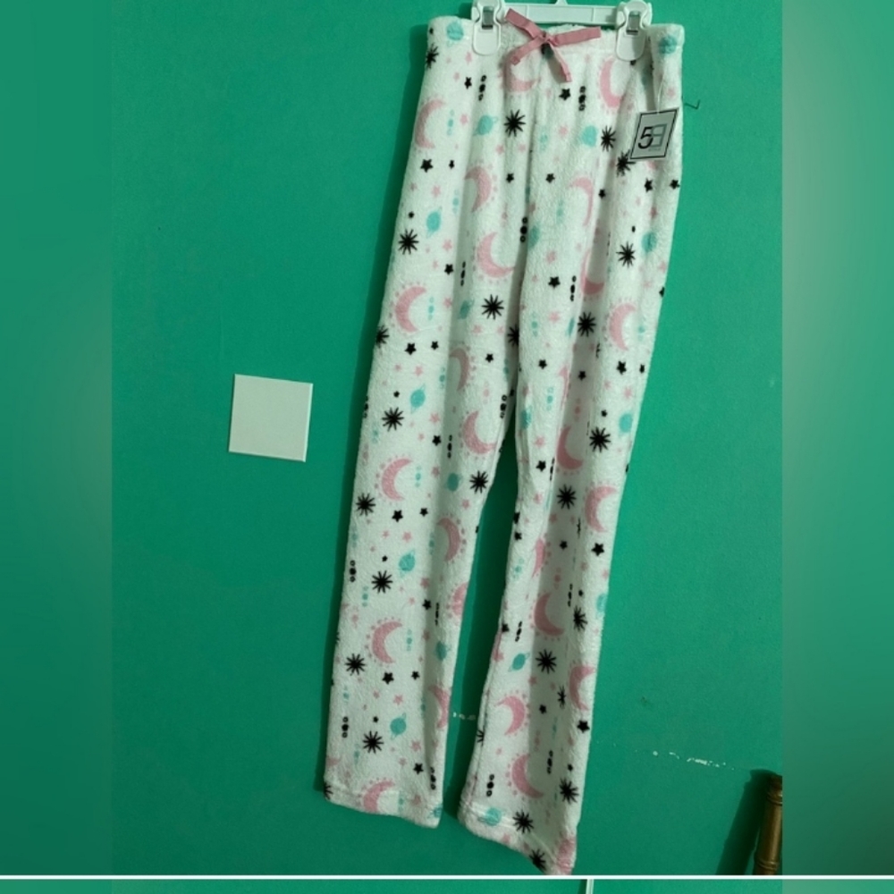 (Searching) Celestial lounge pants